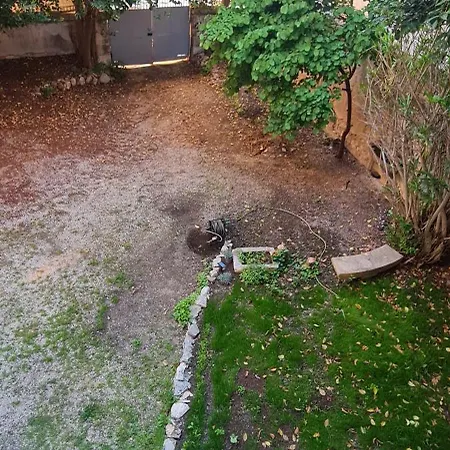 Les De Montigny Apartamento *